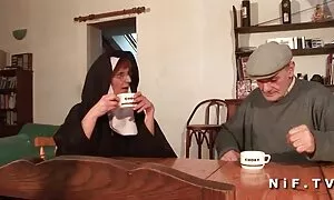 ფრანგი მონაზონი ანალ ...